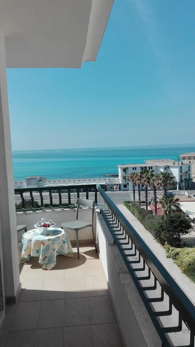 Le Terrazze Sul Mare Gallipoli Lido المظهر الخارجي الصورة